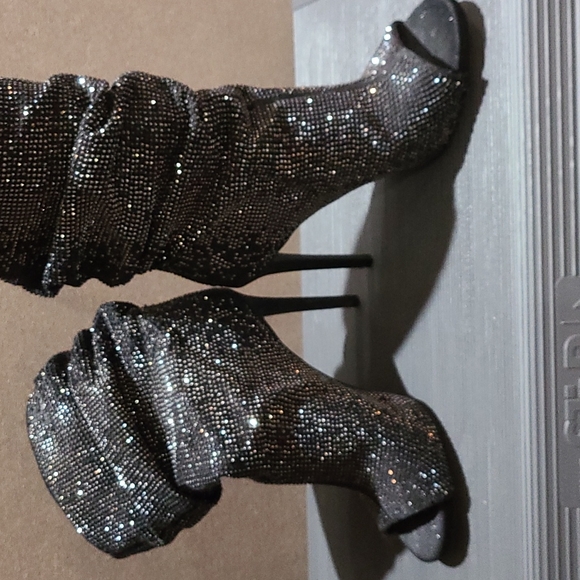 Jessica Simpson Rignstone Heels 8M - Picture 6 of 11